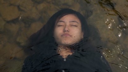 broken-still-08